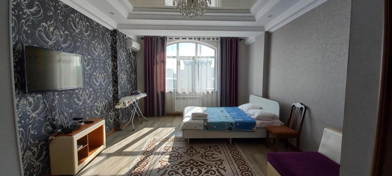 879 Apartment In Bishkek Exterior photo